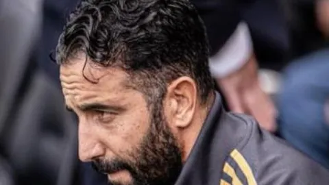 孙颖莎击败杜凯琹，历经三局激战晋级WTT重庆冠军赛八强